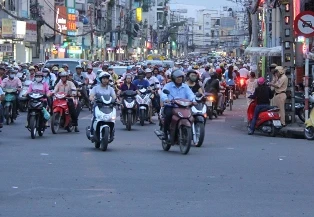 Phạt vi phạm giao thông theo Nghị định 71: Lấn tuyến, CSGT phạt ai người đó chịu ảnh 1