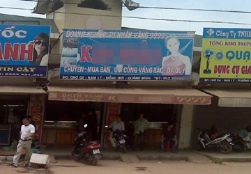 Cháu trai tấn công, cướp vàng của bà nội 78 tuổi ảnh 1