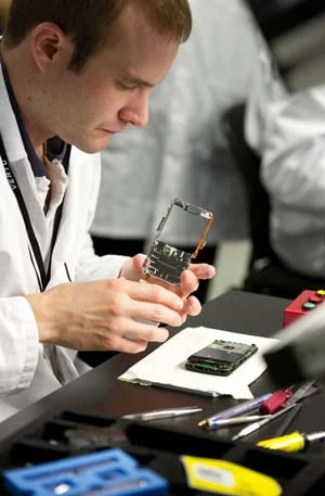 Gặp “dế” Vertu bàn phím QWERTY trước khi ra lò ảnh 5