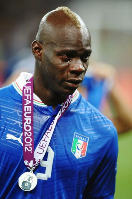 Pirlo và Balotelli rơi lệ vì thua Tây Ban Nha ảnh 2