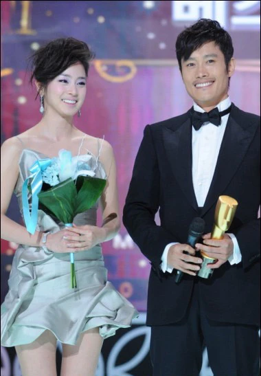 "Bom tấn Iris" thắng lớn tại KBS awards 2009 ảnh 1 "Bom tấn Iris" thắng lớn tại KBS awards 2009 ảnh 1