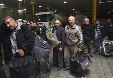 Lao động Việt Nam đang được sơ tán khỏi Libya ảnh 1