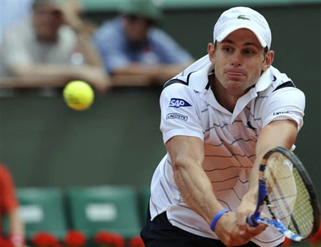 Safina chia tay Roland Garros trong cay đắng ảnh 3