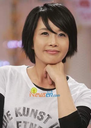 Choi Jin Sil trở thành một diễn viên nổi tiếng ở tuổi 20, sau khi xuất hiện trong một quảng cáo của hàng Samsung.