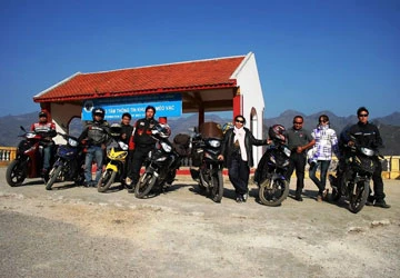 Cảnh báo phượt tốc độ! ảnh 1