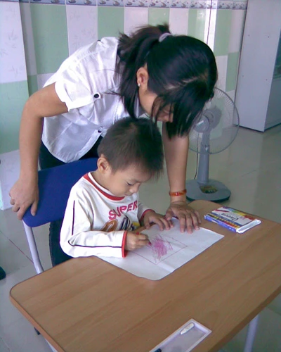 “Chạy trường” cho trẻ tự kỷ ảnh 1