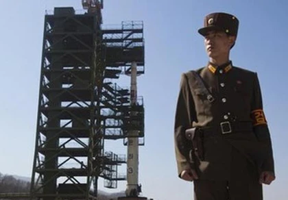 Triều Tiên “phóng vệ tinh”, Nhật – Hàn cấp tập đối phó ảnh 1