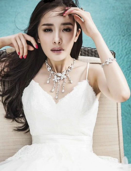 Dương Mịch làm tân nương quyến rũ ảnh 1