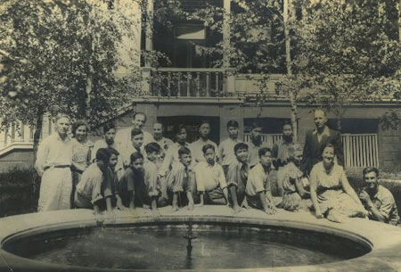 Vĩnh biệt người dịch Chiều Moskva và Đôi bờ ảnh 2