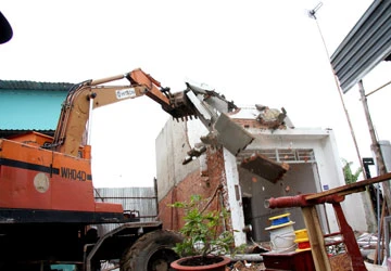 Để nhà xây lụi, lỗi ở lãnh đạo địa phương ảnh 1