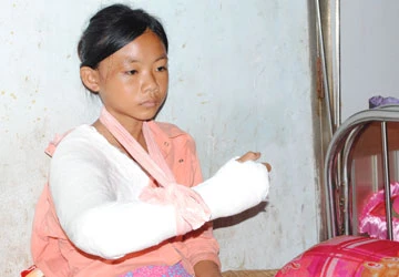 Bạc Liêu: Một bé gái bị cậu hành hạ ảnh 1