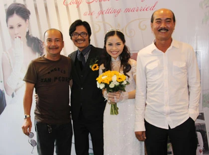 Diễn viên Công Ninh cưới vợ trẻ ở tuổi ngoài 50 ảnh 16