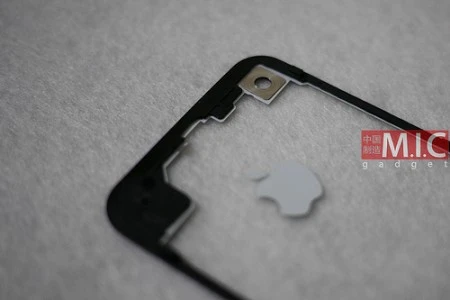 Cận cảnh iPhone 4 có bộ vỏ nhìn "xuyên thấu" ảnh 6 Cận cảnh iPhone 4 có bộ vỏ nhìn "xuyên thấu" ảnh 6