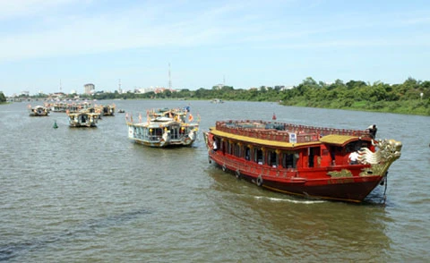 Tái hiện công cuộc dời đô của Lý Công Uẩn trên sông ảnh 1