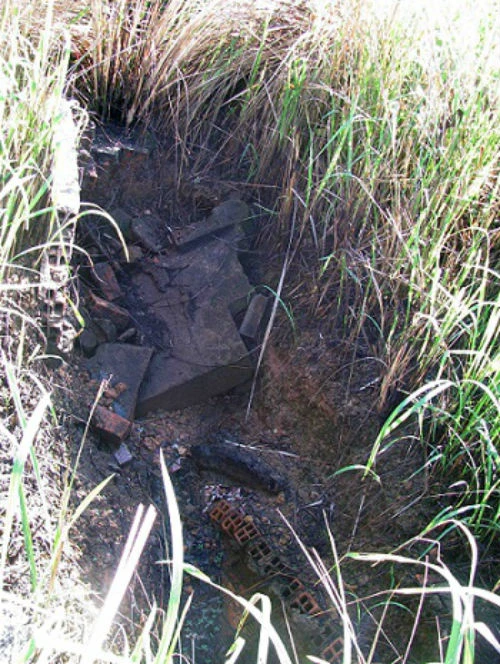 Làm luật tại ngôi mộ tướng cướp Phước "tám ngón" ảnh 4