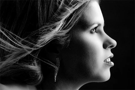 Thiếu nữ xinh đẹp qua ảnh chân dung đen trắng ảnh 20 Thiếu nữ xinh đẹp qua ảnh chân dung đen trắng ảnh 20