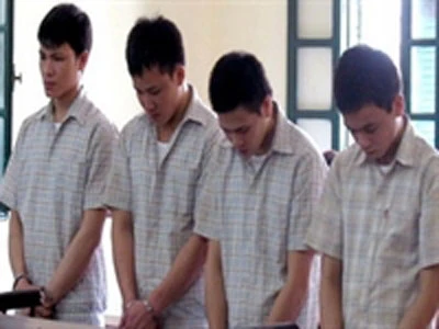 Phạt tù nhân viên bảo vệ quán bar giết người ảnh 1 Phạt tù nhân viên bảo vệ quán bar giết người ảnh 1