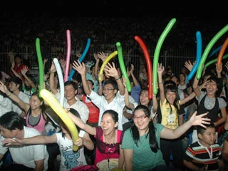 Fan thuê quá nhiều! ảnh 1