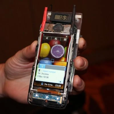 Điện thoại… không cần sạc pin ảnh 2 Điện thoại… không cần sạc pin ảnh 2