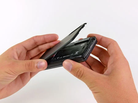 “Mổ xẻ” điện thoại Motorola Droid 3 ảnh 5