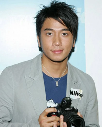 Ngô Trác Hy lộ tin nhắn ép bạn gái khỏa thân ảnh 1