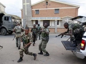 Madagascar: Đột kích doanh trại sỹ quan nổi loạn ảnh 1