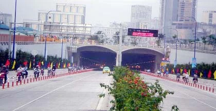 Những hình ảnh đầu tiên thông hầm Thủ Thiêm ảnh 11