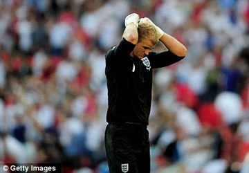 Học Rooney, Joe Hart “chửi thề” vào ống kính Camera ảnh 1