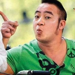 Diễn viên Hiếu Hiền: Đằng sau tiếng cười… ảnh 1