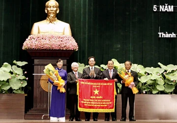 TP.HCM dẫn đầu phong trào thi đua năm thành phố lớn ảnh 1