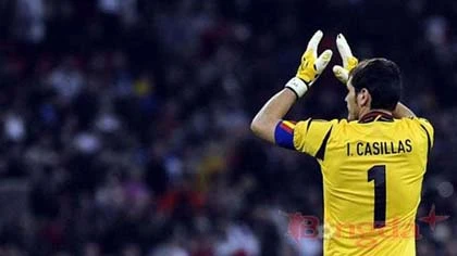 Casillas chỉ còn cách kỷ lục giữ sạch lưới 79 phút ảnh 1