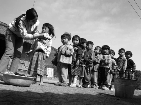 Phan Huyền Thư: “Với tôi, không may mắn cũng là một giá trị” ảnh 4