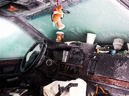 Bí ẩn người đàn ông sống sót sau 2 tháng tuyết vùi ảnh 2