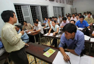 Giải pháp nào cho hệ tại chức? Trả lại sứ mệnh thực cho tại chức ảnh 1