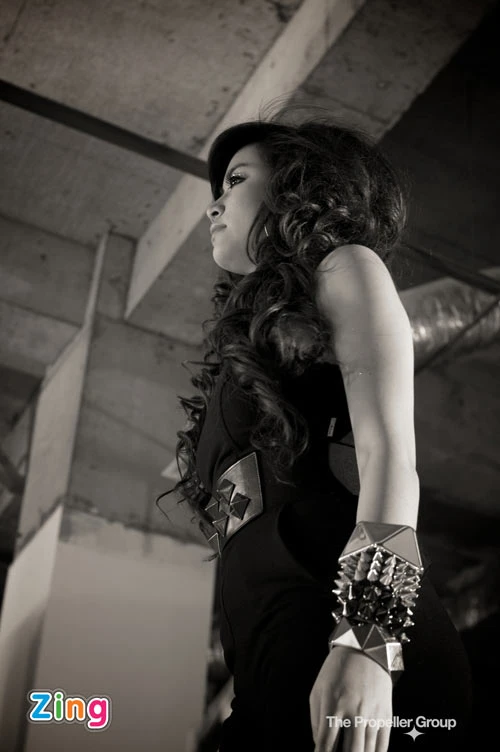 Ngắm Hoàng Thùy Linh gợi cảm trong "Nhịp đập giấc mơ" ảnh 10