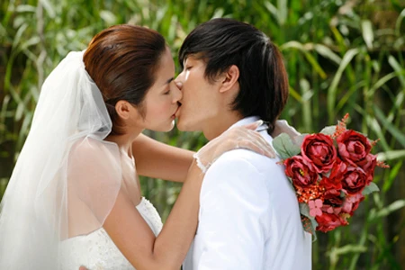 Người đẹp kể chuyện hôn trên phim ảnh 2