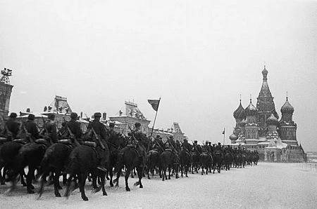 Thánh đường nổi tiếng nhất nước Nga kỷ niệm 450 năm tuổi ảnh 3