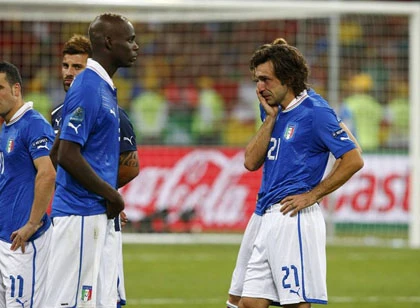 Pirlo và Balotelli rơi lệ vì thua Tây Ban Nha ảnh 5