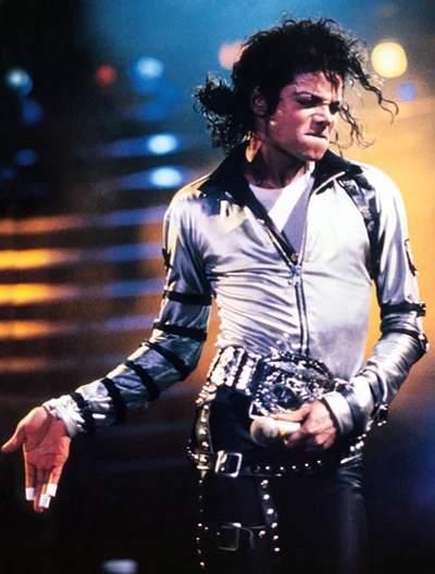 Michael Jackson sẽ vĩnh viễn trở thành tượng đài trong lịch sử âm nhạc thế giới. Ảnh: Mail.