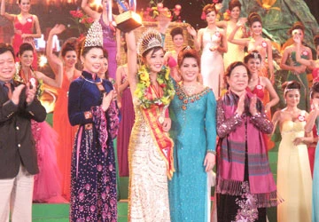 Triệu Thị Hà đăng quang hoa hậu các dân tộc Việt Nam 2011 ảnh 1 Triệu Thị Hà đăng quang hoa hậu các dân tộc Việt Nam 2011 ảnh 1