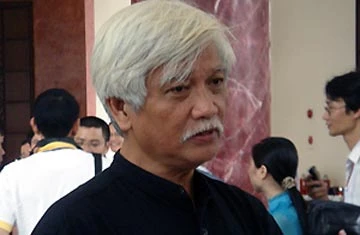 Ông Dương Trung Quốc: Sao người lớn không hát quốc ca? ảnh 1