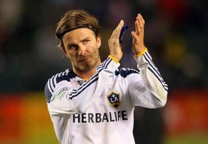 Cùng LA Galaxy ăn cú đúp, Beckham được MLS tôn vinh ảnh 1