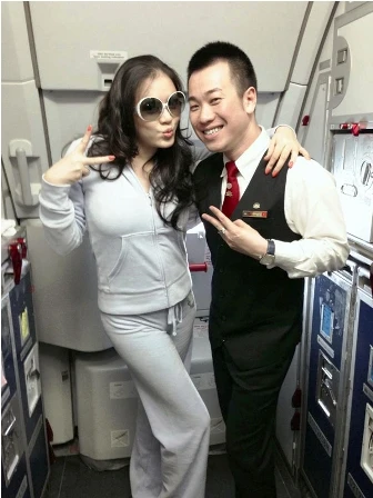 Phạt cơ trưởng Vietnam Airlines cho Lý Nhã Kỳ lên buồng lái ảnh 2