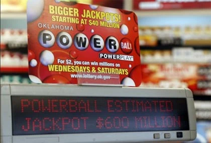 Người Mỹ "phát sốt" với giải xổ số 600 triệu USD ảnh 2