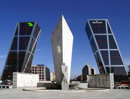 10 công trình nguy hiểm nhất thế giới ảnh 6