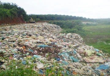 Đăk Nông: Bãi rác gây ô nhiễm nghiêm trọng ảnh 1