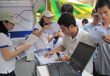 Sôi nổi các hoạt động sinh viên ở TP.HCM ảnh 1