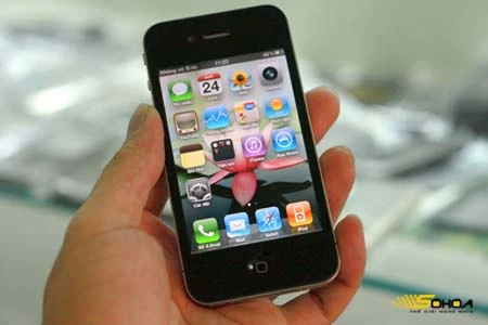 Giá iPhone 4 xách tay lại lên "đỉnh" ảnh 1