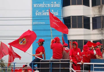 Đại biểu tình đe dọa nền kinh tế Thái Lan ảnh 2