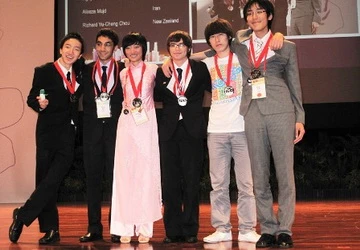 Gặp “cô gái Bạc” Olympic Sinh học quốc tế ảnh 1